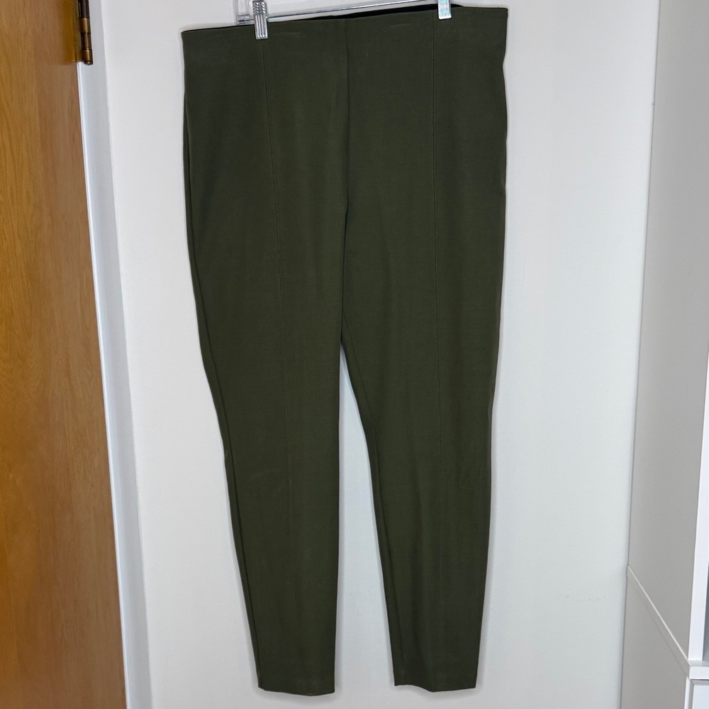 Talbots Olive Green Women's Trousers - Picture 14 of 16